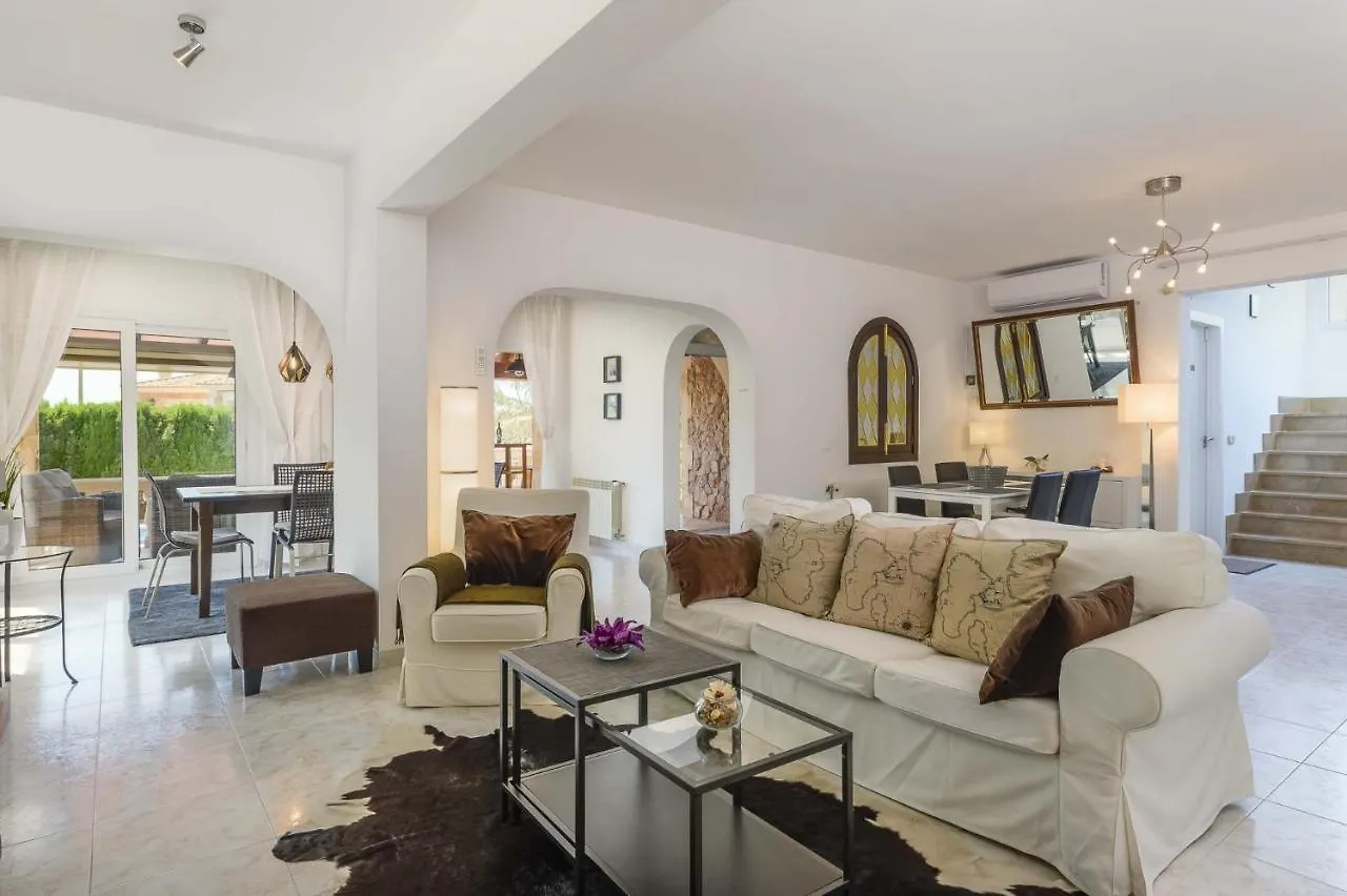 2263 Sunny Holiday Home With Views Over The Bay Of Palma Badia Gran Villa