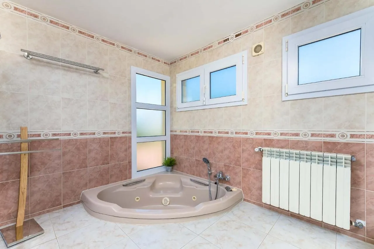 2263 Sunny Holiday Home With Views Over The Bay Of Palma Badia Gran Spain